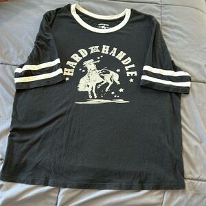 Woman’s idyll wind shirt